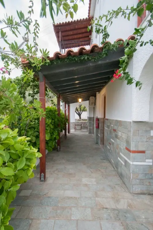 the_property_poi-optimized